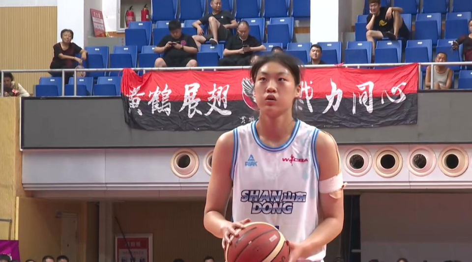 以年轻球员, 球队展现出, RQamn 以年轻球员, 球队展现出, RQamn