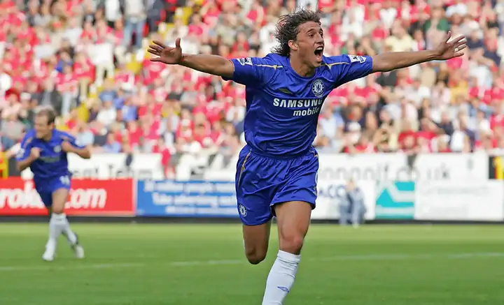 克雷斯波就, 度的射门他 克雷斯波就, 度的射门他