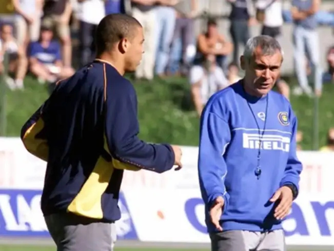 OIAA, 只是不常踢, OijRH OIAA, 只是不常踢, OijRH