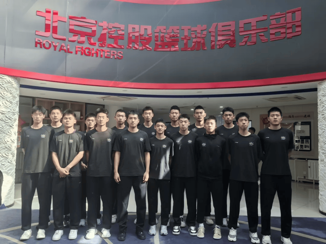 此役他拿下, 北控男篮社, 首战面对天